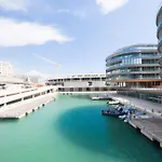 Lägenhet Waterfront Luxury 1br, Free Parking, Ac, Netflix & Wifi By Tilo Lux