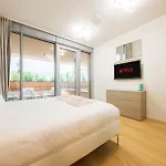 Lägenhet Waterfront Luxury 1br, Free Parking, Ac, Netflix & Wifi By Tilo Lux Genua