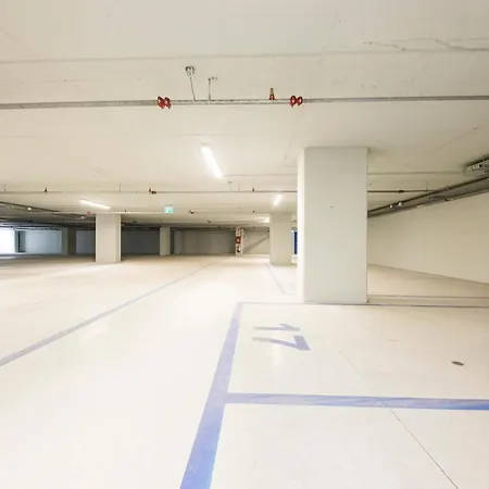 Waterfront Luxury 1br, Free Parking, Ac, Netflix & Wifi By Tilo Lux Apartment