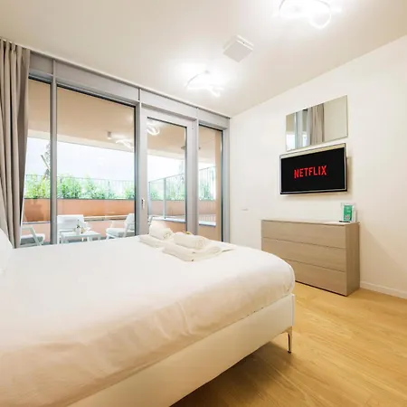 Apartment Waterfront Luxury 1br, Free Parking, Ac, Netflix & Wifi By Tilo Lux Genua