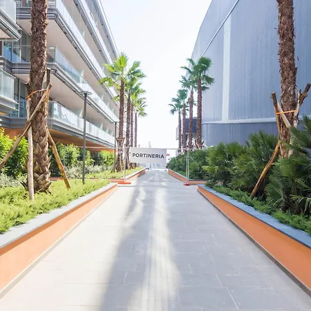Waterfront Luxury 1br, Free Parking, Ac, Netflix & Wifi By Tilo Lux Apartment Genua