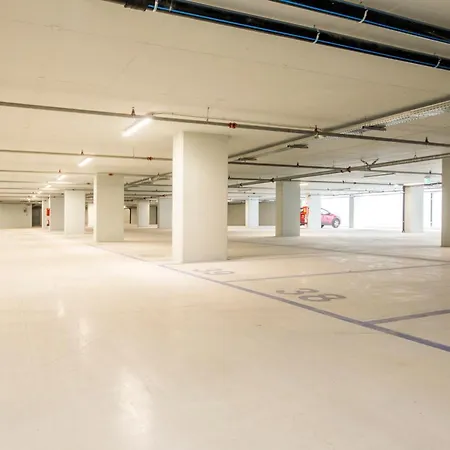 Waterfront Luxury 1br, Free Parking, Ac, Netflix & Wifi By Tilo Lux Apartment