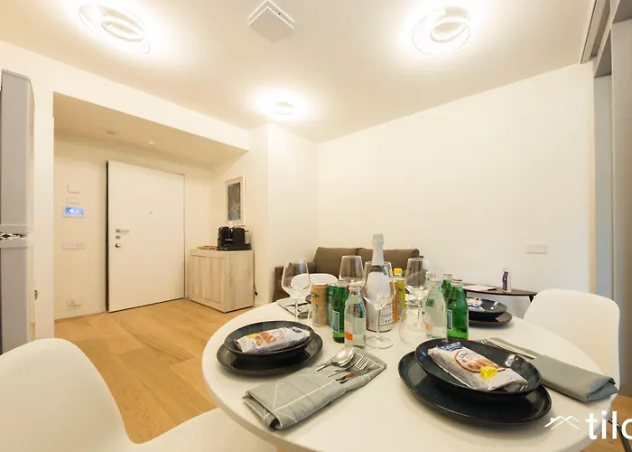 Waterfront Luxury 1br, Free Parking, Ac, Netflix & Wifi By Tilo Lux * جنوة