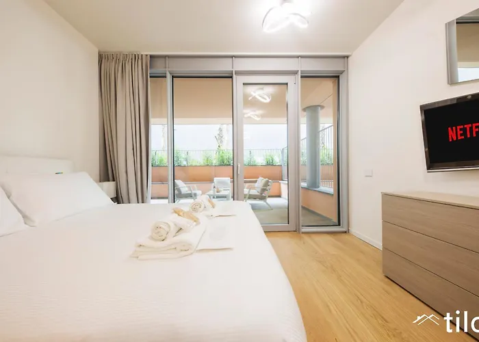 Waterfront Luxury 1br, Free Parking, Ac, Netflix & Wifi By Tilo Lux جنوة