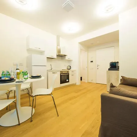 アパート Waterfront Luxury 1br, Free Parking, Ac, Netflix & Wifi By Tilo Lux ジェノヴァ